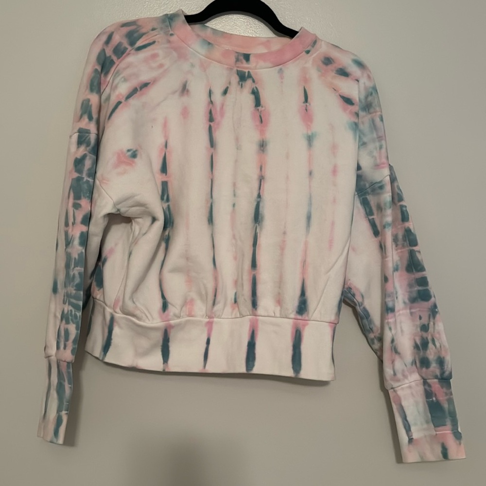 Old navy sweatshirt